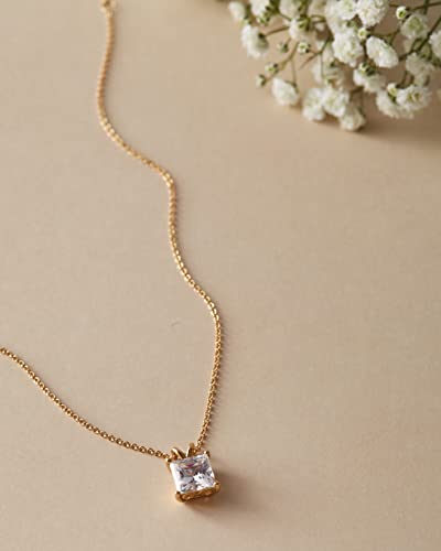 Carbon Atelier IGI Certified 1/4 to 1 Carat Princess Cut Lab Grown Diamond Square Solitaire Pendant Necklace for Women in 14k Gold (G-H, VS1-VS2, cttw) on 18 Inch Long Chain with Lobster Claw