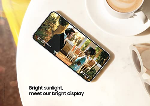 SAMSUNG Galaxy S22 Cell Phone, Factory Unlocked Android Smartphone, 128GB, 8K Camera & Video, Night Mode, Brightest Display Screen, 50MP Photo Resolution, Long Battery Life, US Version, Phantom Black